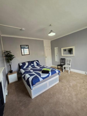Great Flat Close to Edgware Road